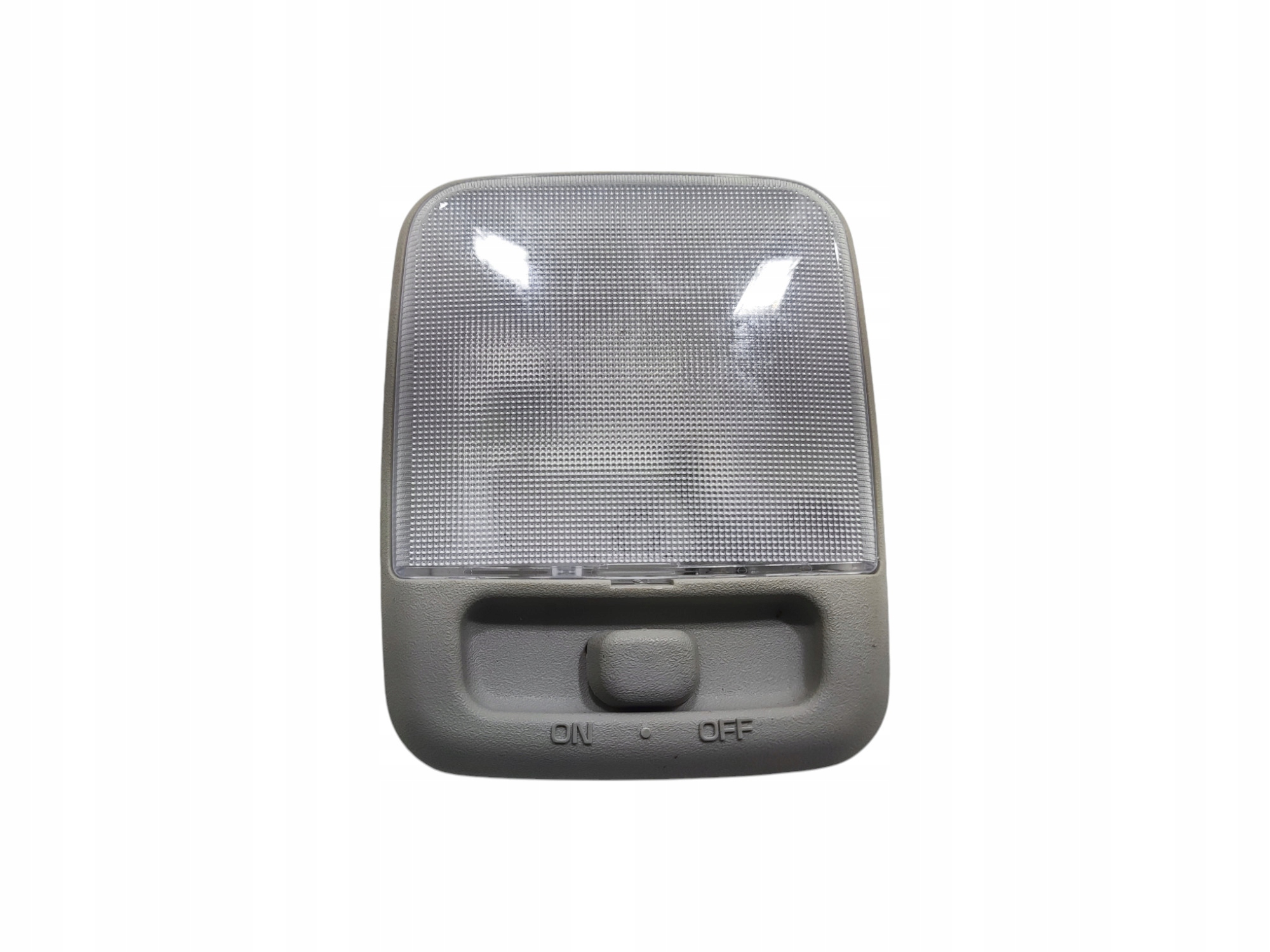 OSVETLENIE INTERIERU PODSUFITKI NISSAN NAVARA IV D23 NP300 2015-2022
