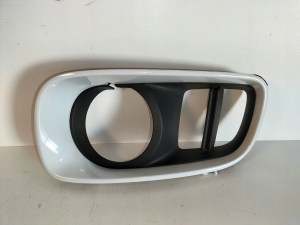 LIŠTA MRIEŽKA PREDNÉHO NÁRAZNÍKA LAVA MINI COUNTRYMAN S F60 17- LIŠTA MRIEŽKA PREDNÉHO NÁRAZNÍKA LAVA MINI COUNTRYMAN S F60 17-