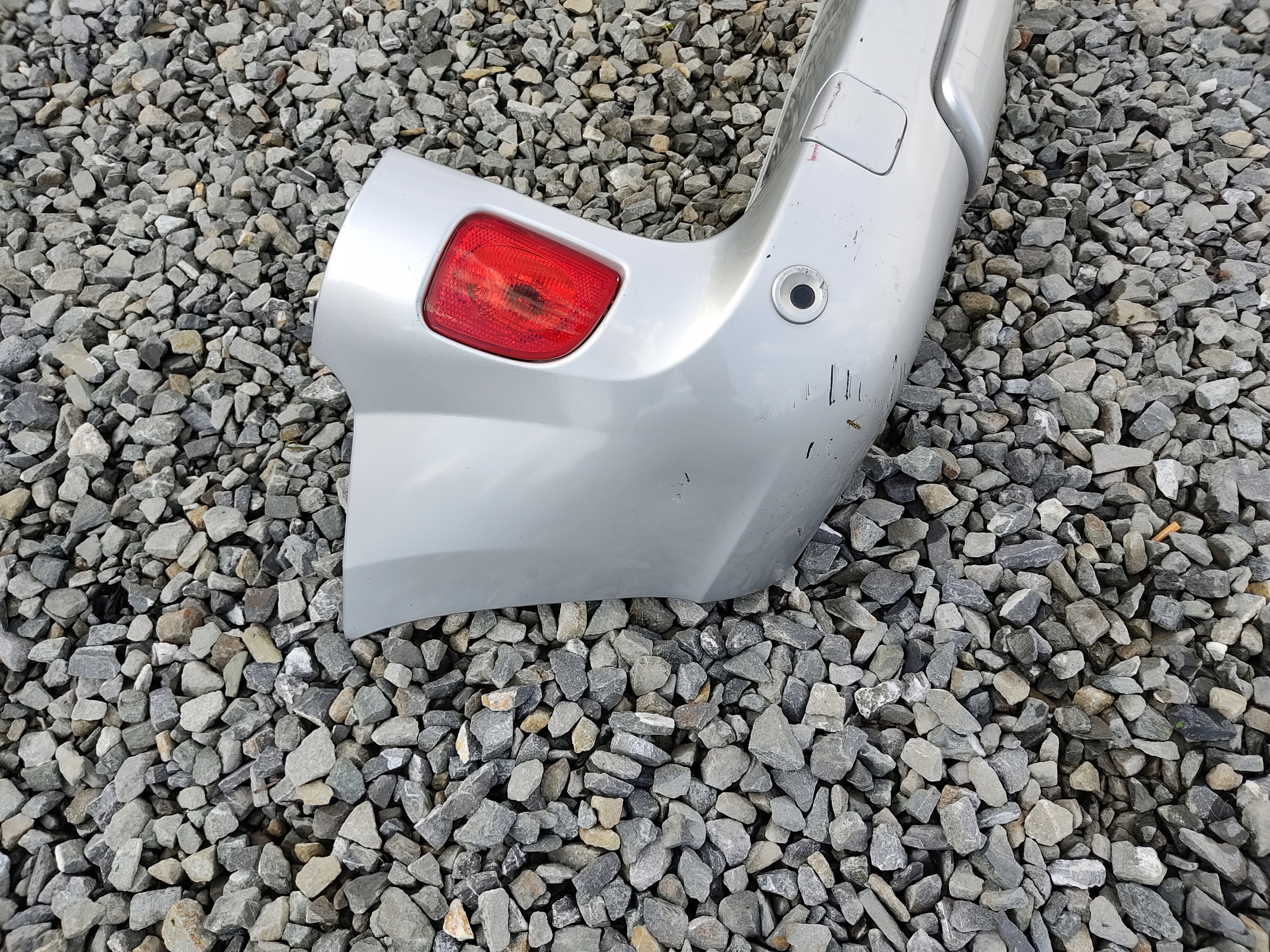 ZADNY NARAZNIK PDC SENZORY RENAULT KANGOO III 2014-2020 LIFT