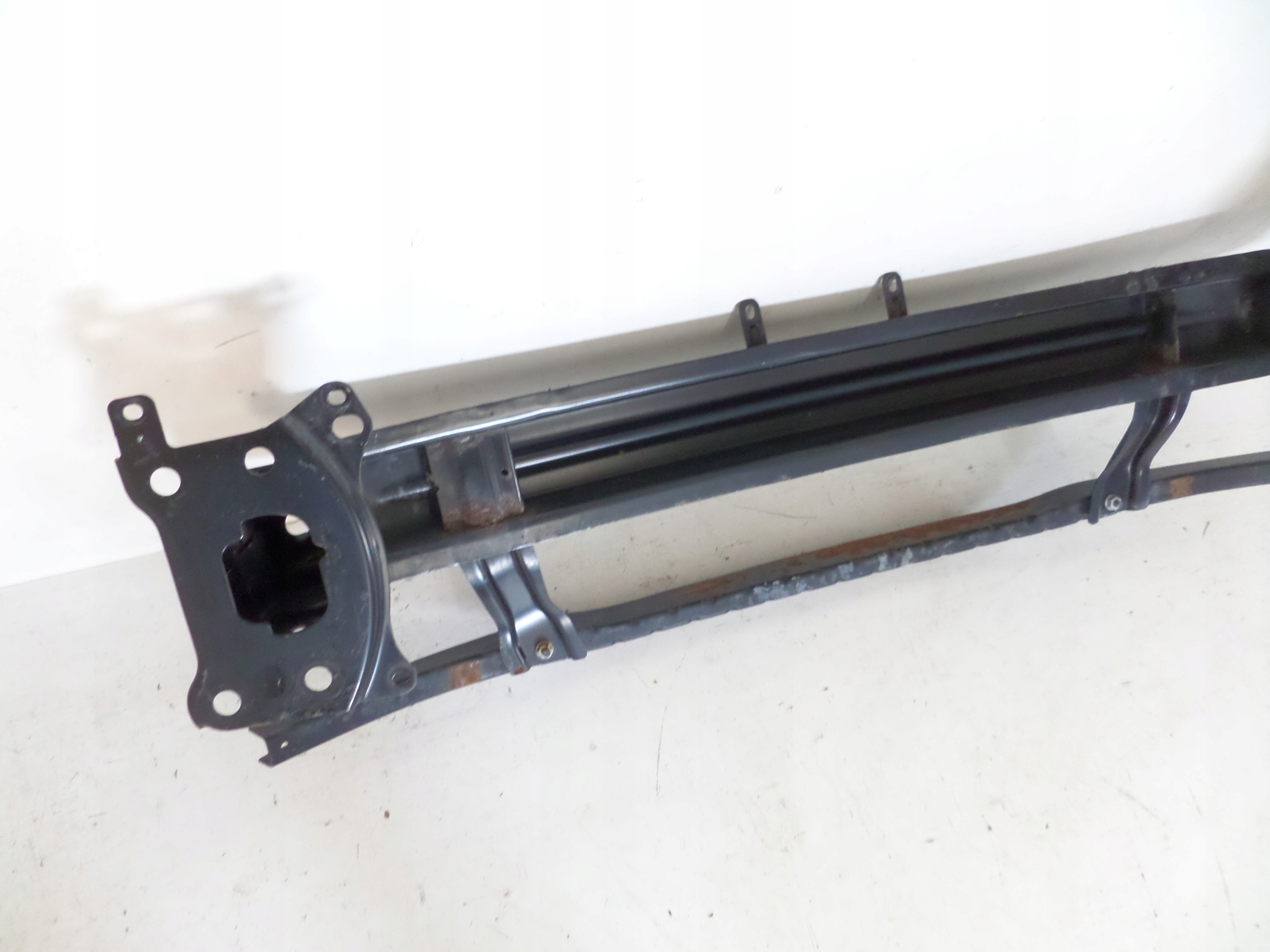 PREDNA VYSTUHA VW PASSAT B6 3C0 05-