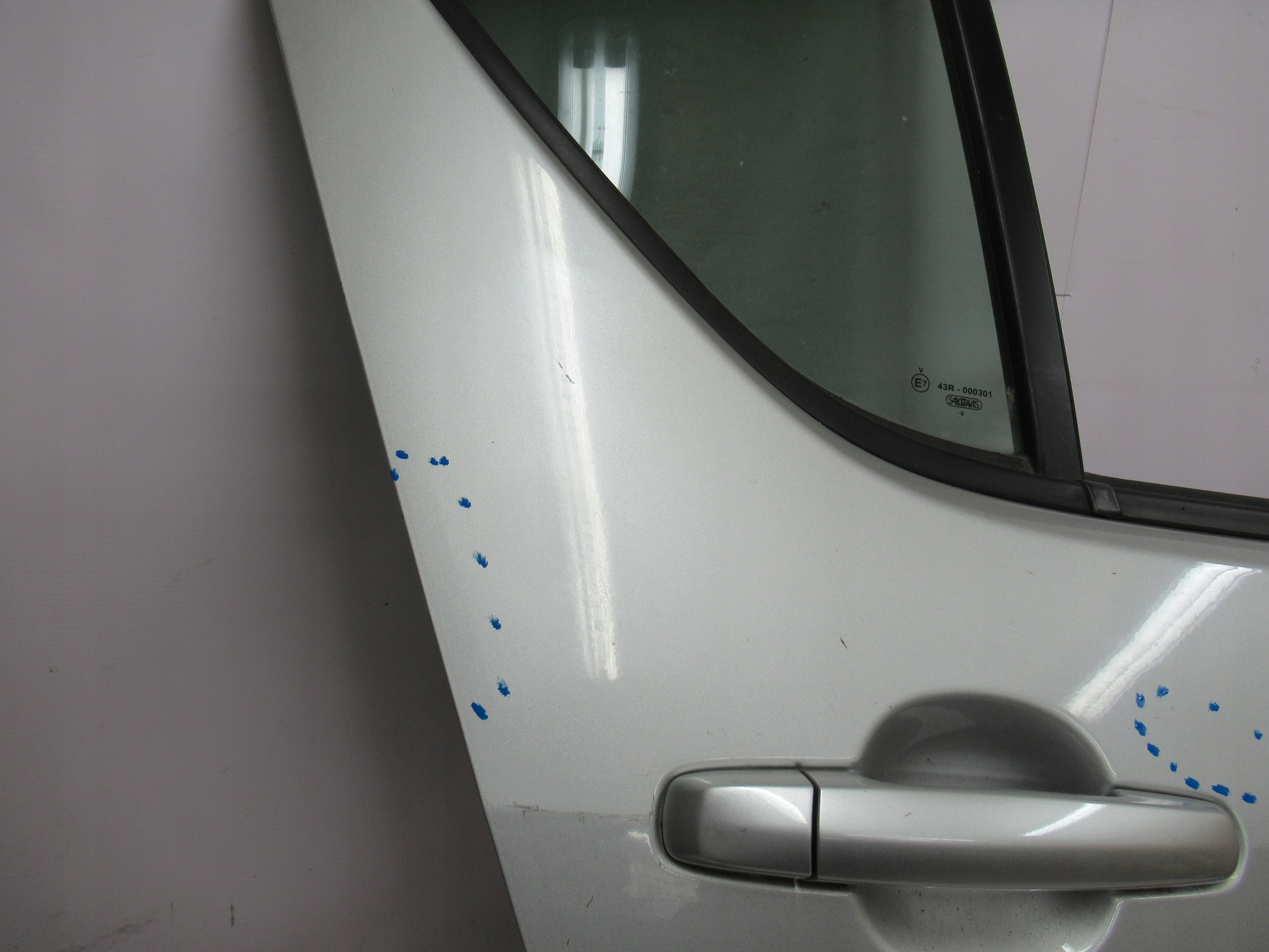 PRAVÉ ZADNÉ DVERE OPEL AGILA B SPLASH