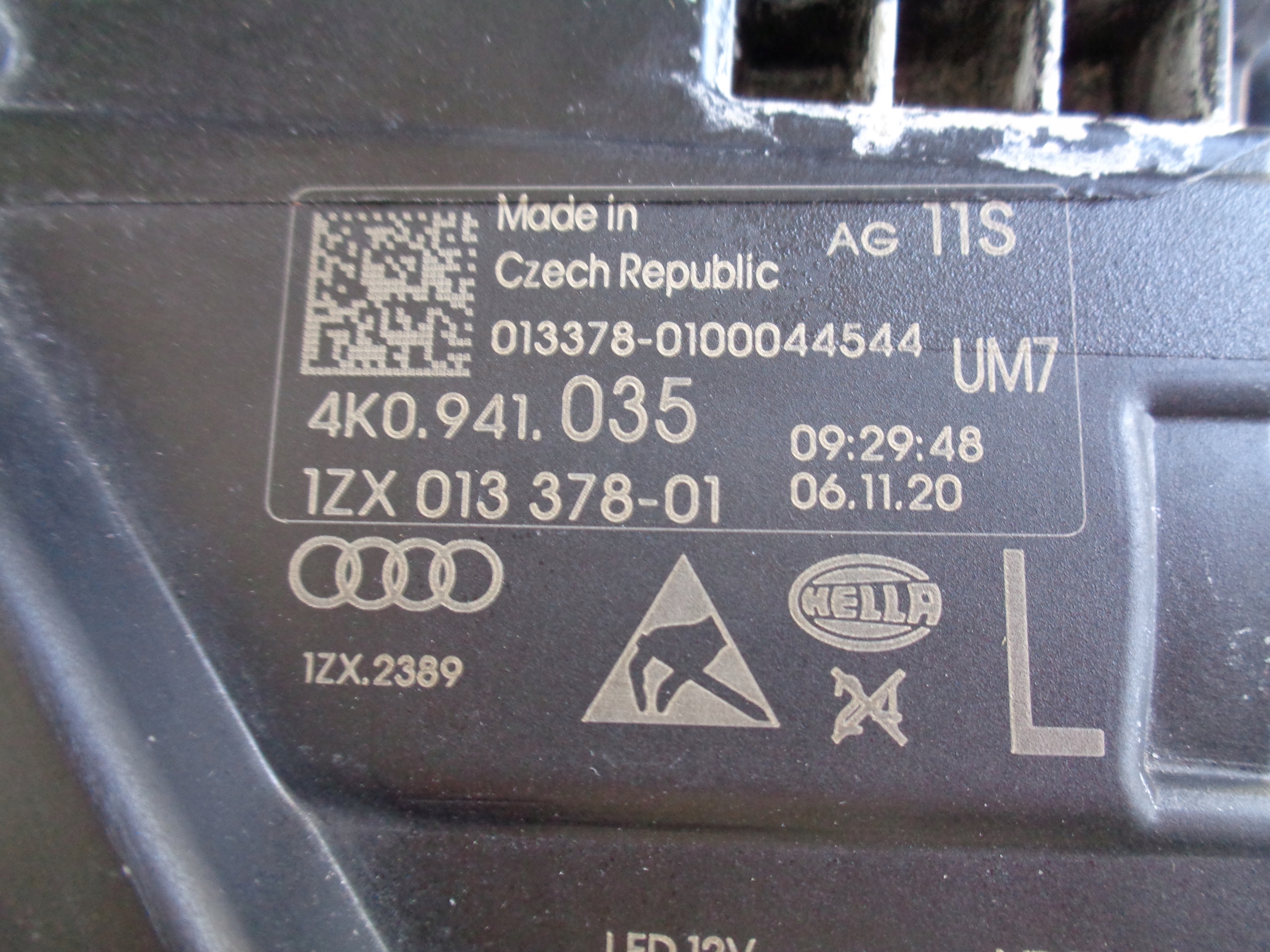 ĽAVÉ SVETLO AUDI A6 C8 4K 4K0 18- FULL LED MATRIX