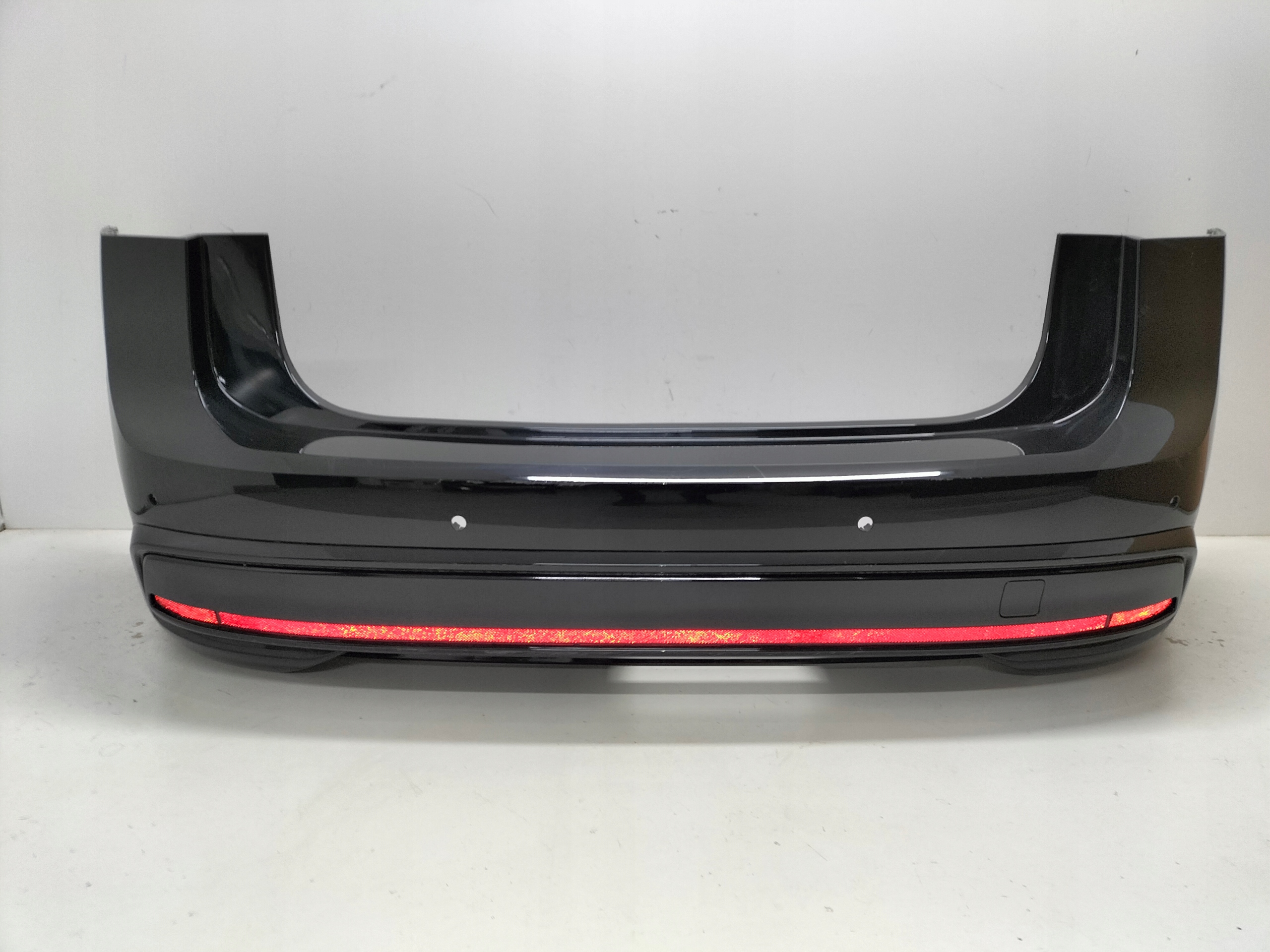 ZADNÝ NÁRAZNÍK VW ID7 ID.7 23-