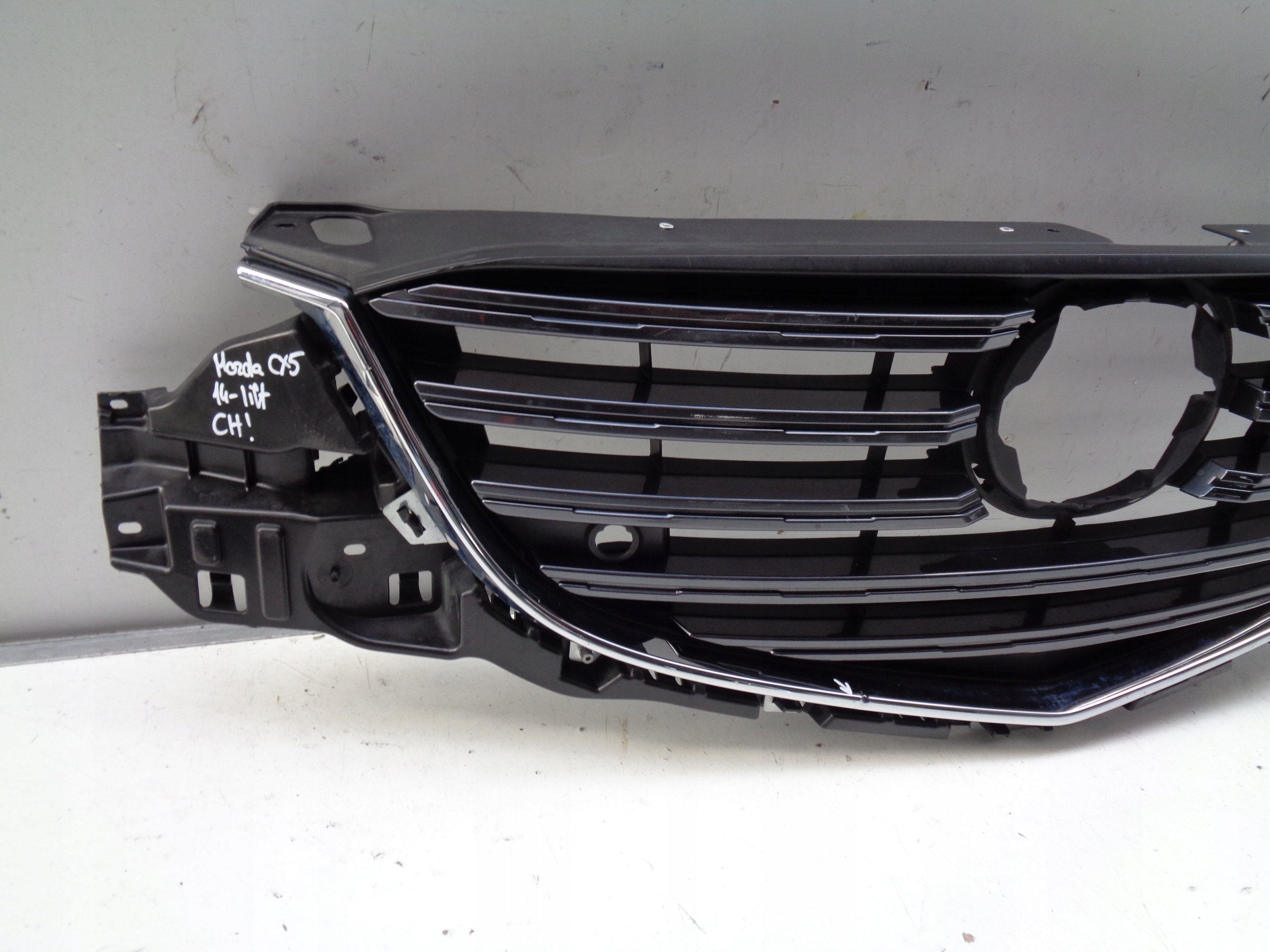 MRIEZKA LISTA MAZDA CX5 14-16 LIFT