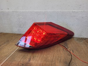 Honda Civic IX hb 3350ATV0 PRAVE ZADNE SVETLO Honda Civic IX hb 3350ATV0 PRAVE ZADNE SVETLO