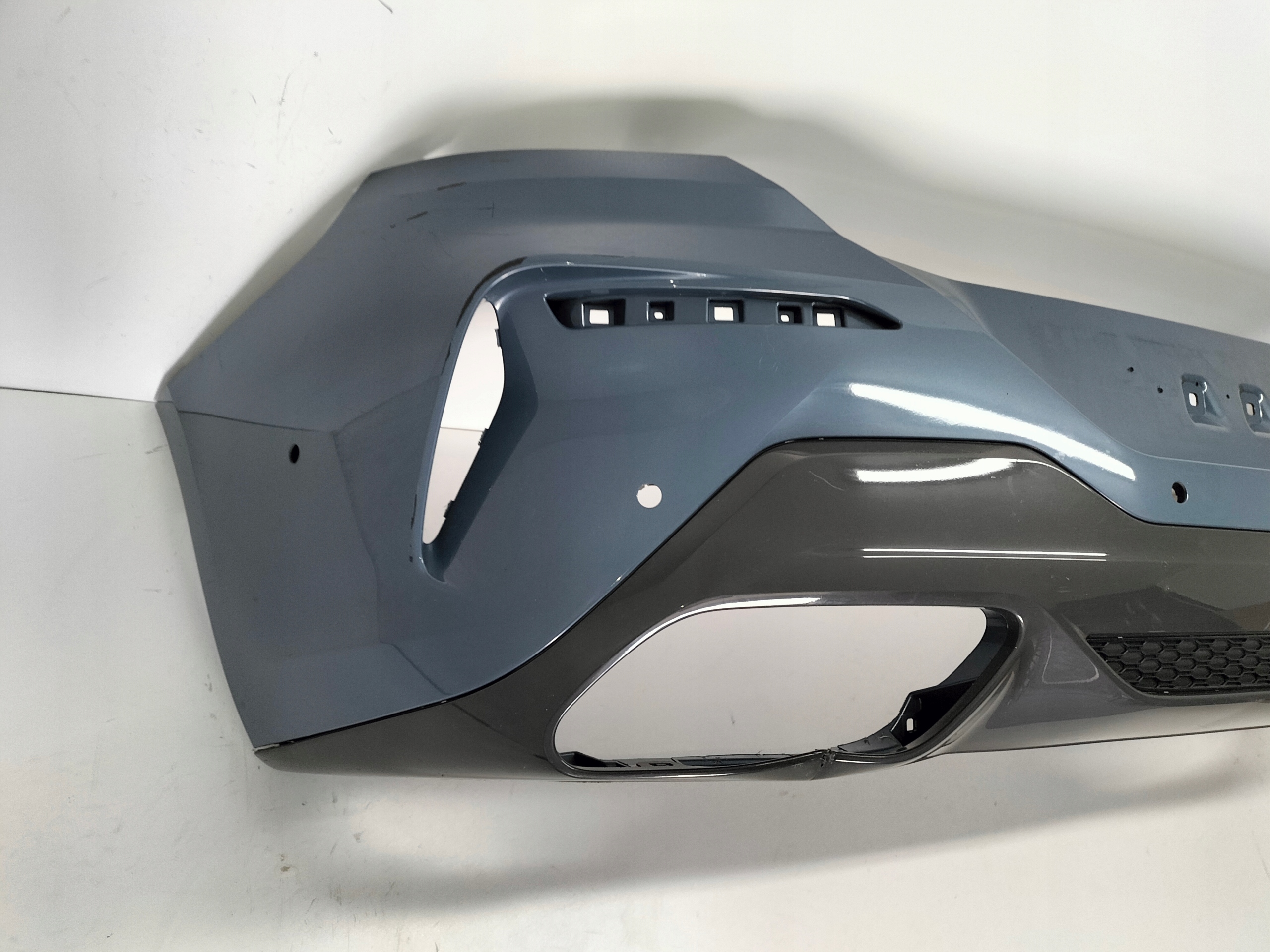 ZADNÝ NÁRAZNÍK BMW 8 G14 G15 18- M-PAKET