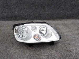 VW TOURAN 03-06 PRAVE PREDNE SVETLO VW TOURAN 03-06 PRAVE PREDNE SVETLO
