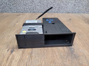 AUDI A4 B8 MODUL MMI 8T0035785A AUDI A4 B8 MODUL MMI 8T0035785A