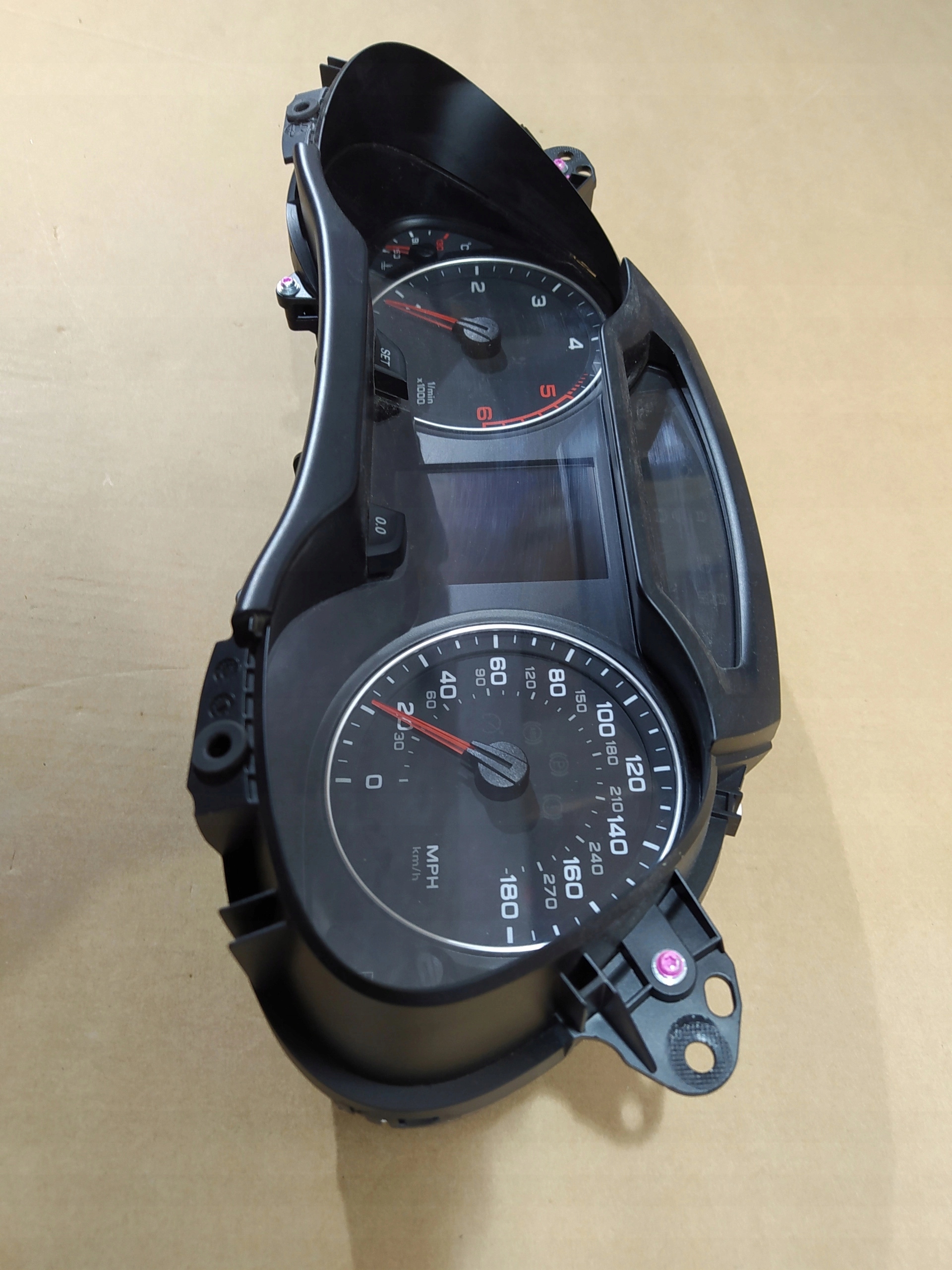 AUDI A4 B8 TACHOMETER BUDIKY 2.0 TDI GB VERZIA 8k0920981d