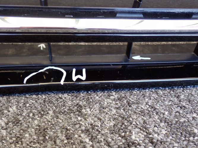 AUDI A4 B9 8W LIFT 19- PREDNÝ NÁRAZNÍK