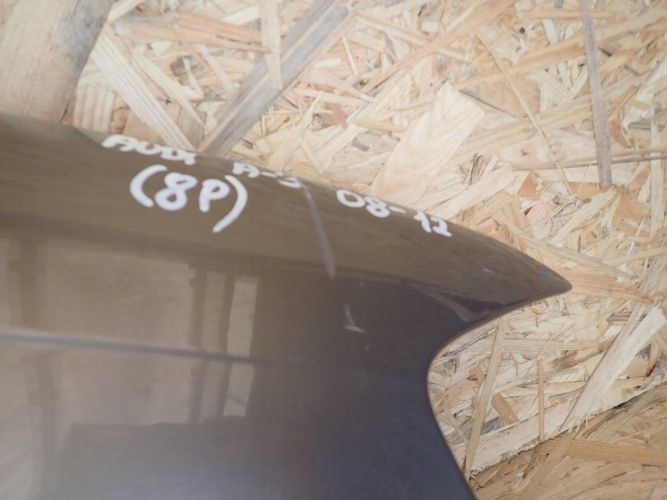 AUDI A3 8P LIFT 08-12 PRAVY PREDNY BLATNIK