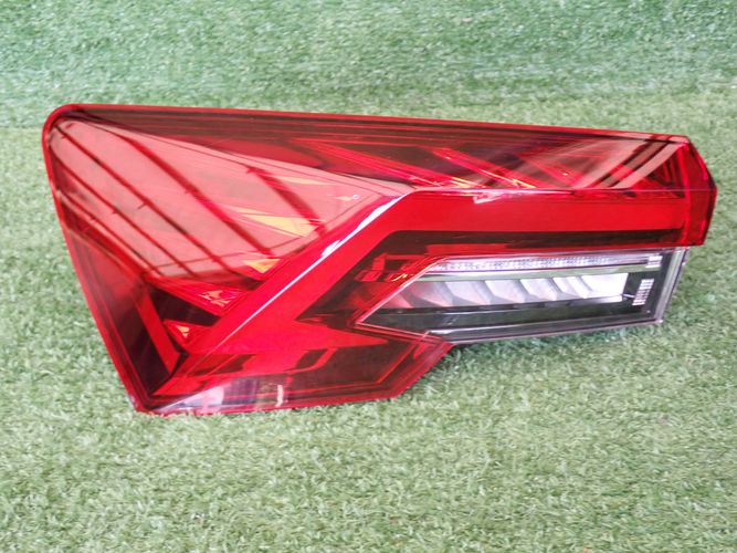 SKODA OCTAVIA IV LED SEDAN LIFT 24- LAVE ZADNE SVETLO