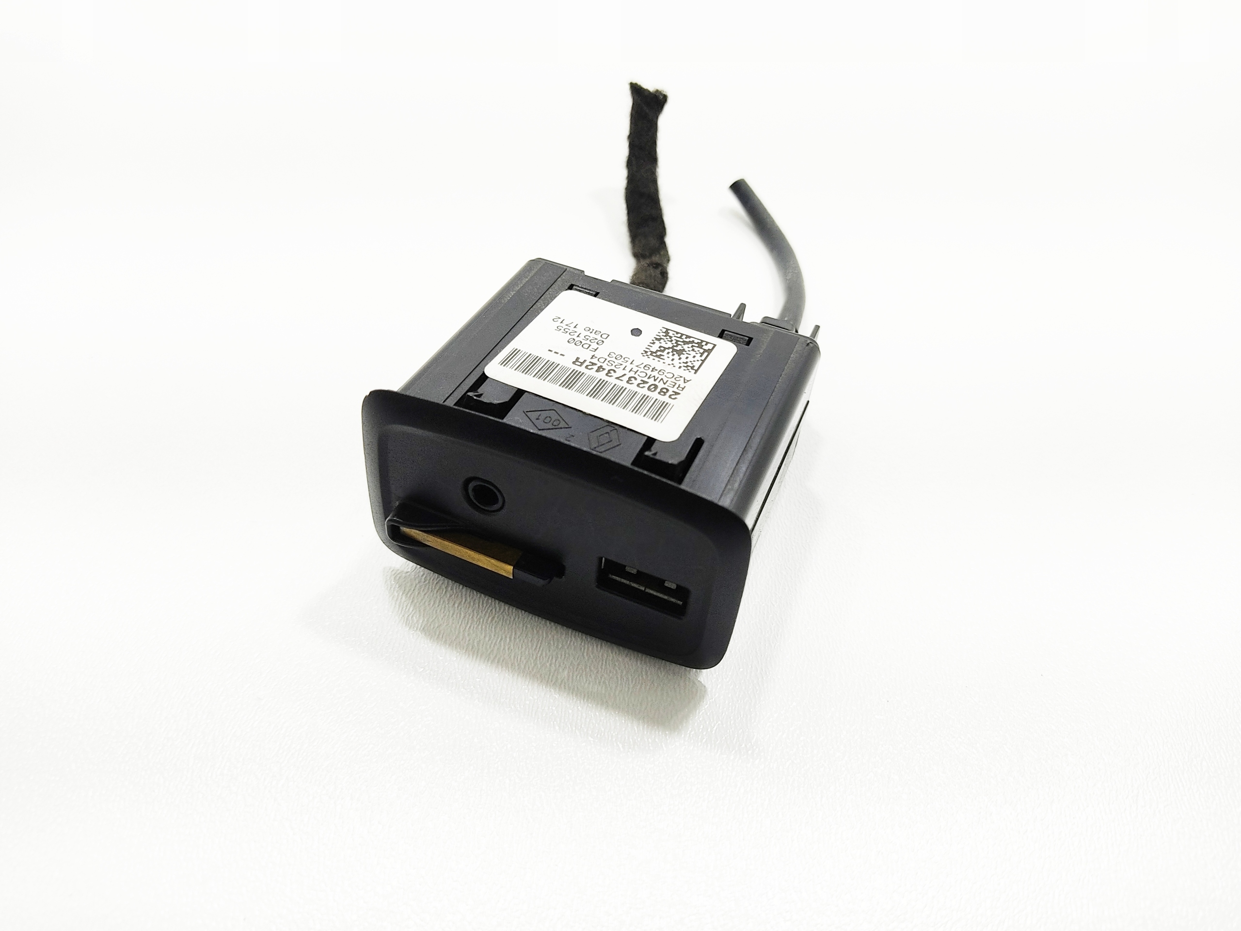 ČÍTAČKA KARIET SD USB RENAULT KANGOO III 280237342R 2014-2020 LIFT