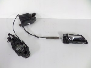 ZAMOK PRAVYCH PREDNYCH DVERI PEUGEOT 308 II T9 13- ZAMOK PRAVYCH PREDNYCH DVERI PEUGEOT 308 II T9 13-