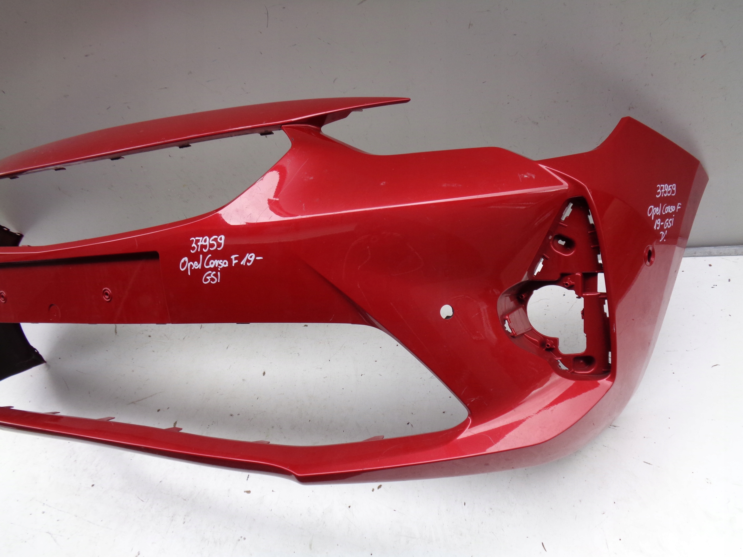 PREDNÝ NÁRAZNÍK OPEL CORSA F GSI 19- NR 37959