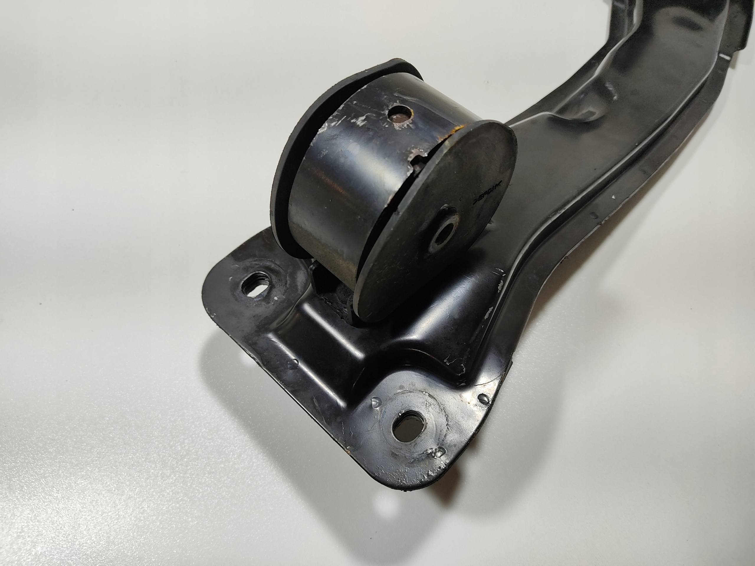 VYSTUHA PRIECKA POD MOTOR SUZUKI SX4 1.6 DIESEL DDIS 2006-2013