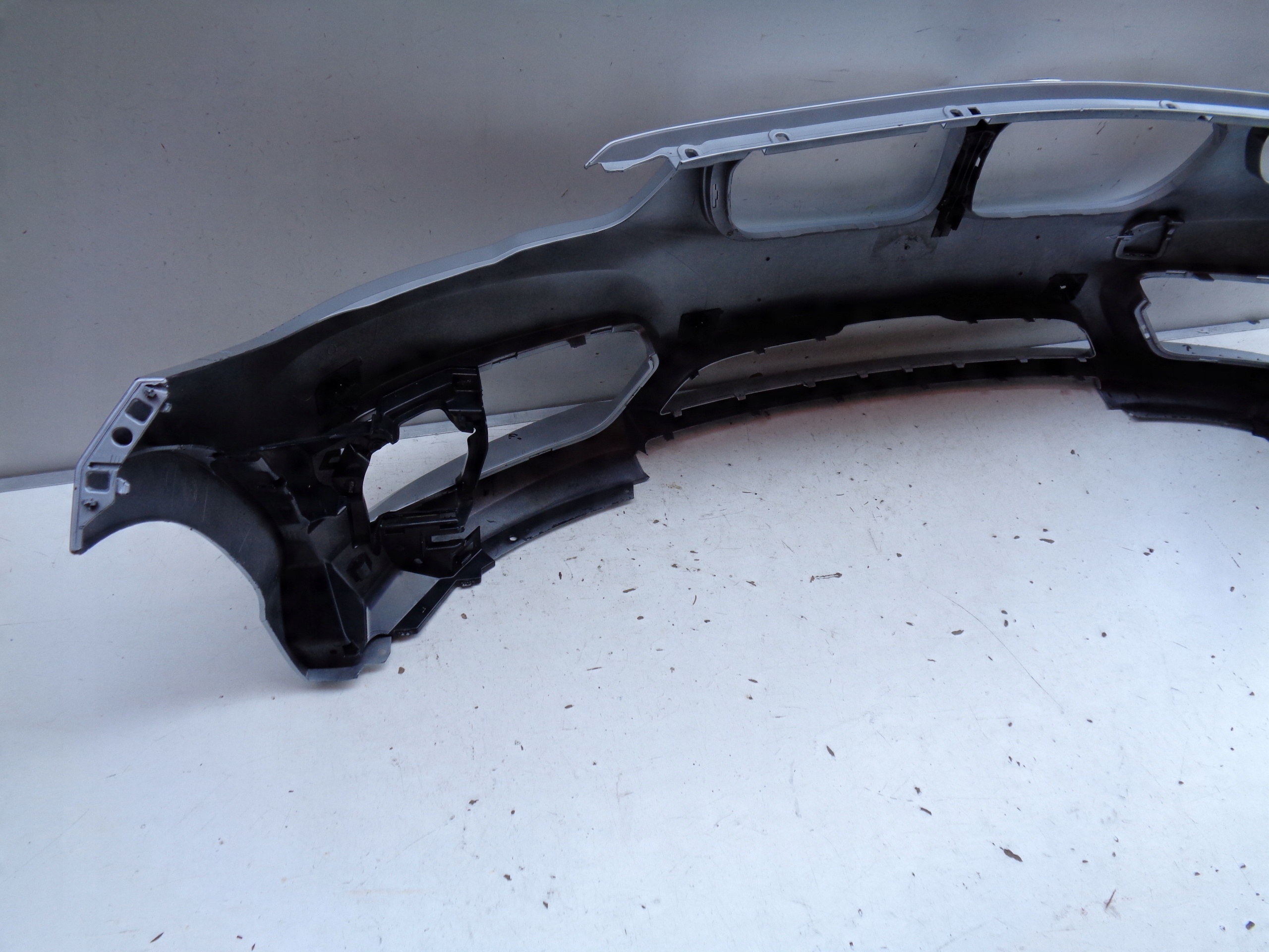 PREDNÝ NÁRAZNÍK BMW 1 F20 F21 14- LIFT NR 25972