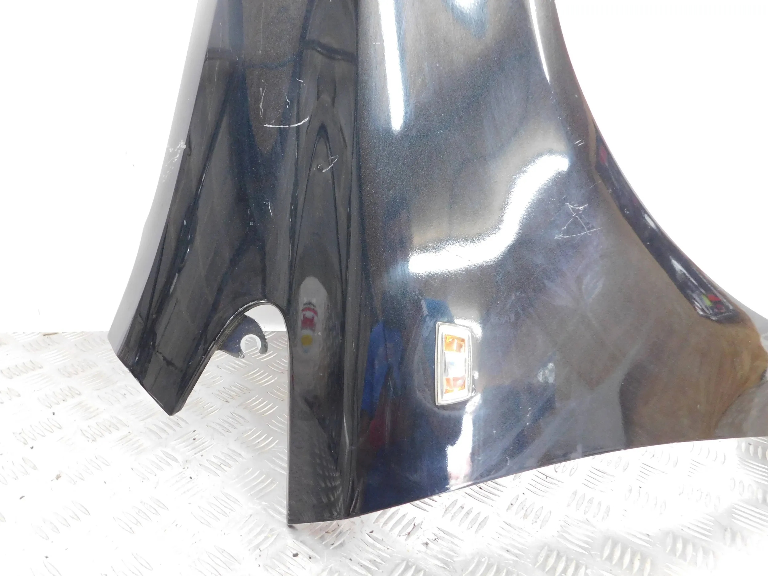 PRAVY PREDNY BLATNIK OPEL CORSA D