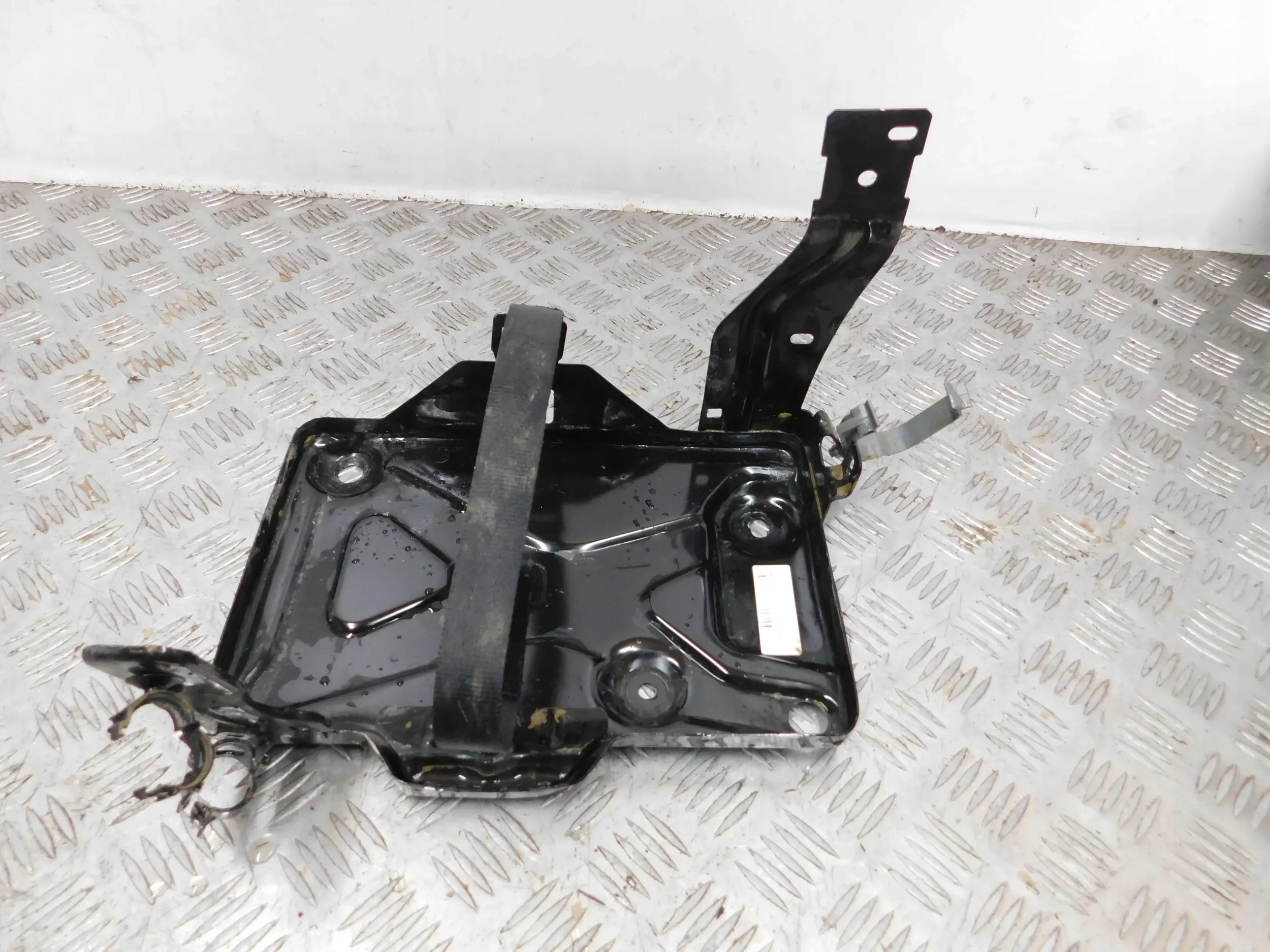 DRZIAK AUTOBATERIE JEEP COMPASS 17-