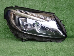 MERCEDES W205 C-KLASA PERFORMANCE PRAVE PREDNE SVETLO A2059062604 MERCEDES W205 C-KLASA PERFORMANCE PRAVE PREDNE SVETLO A2059062604