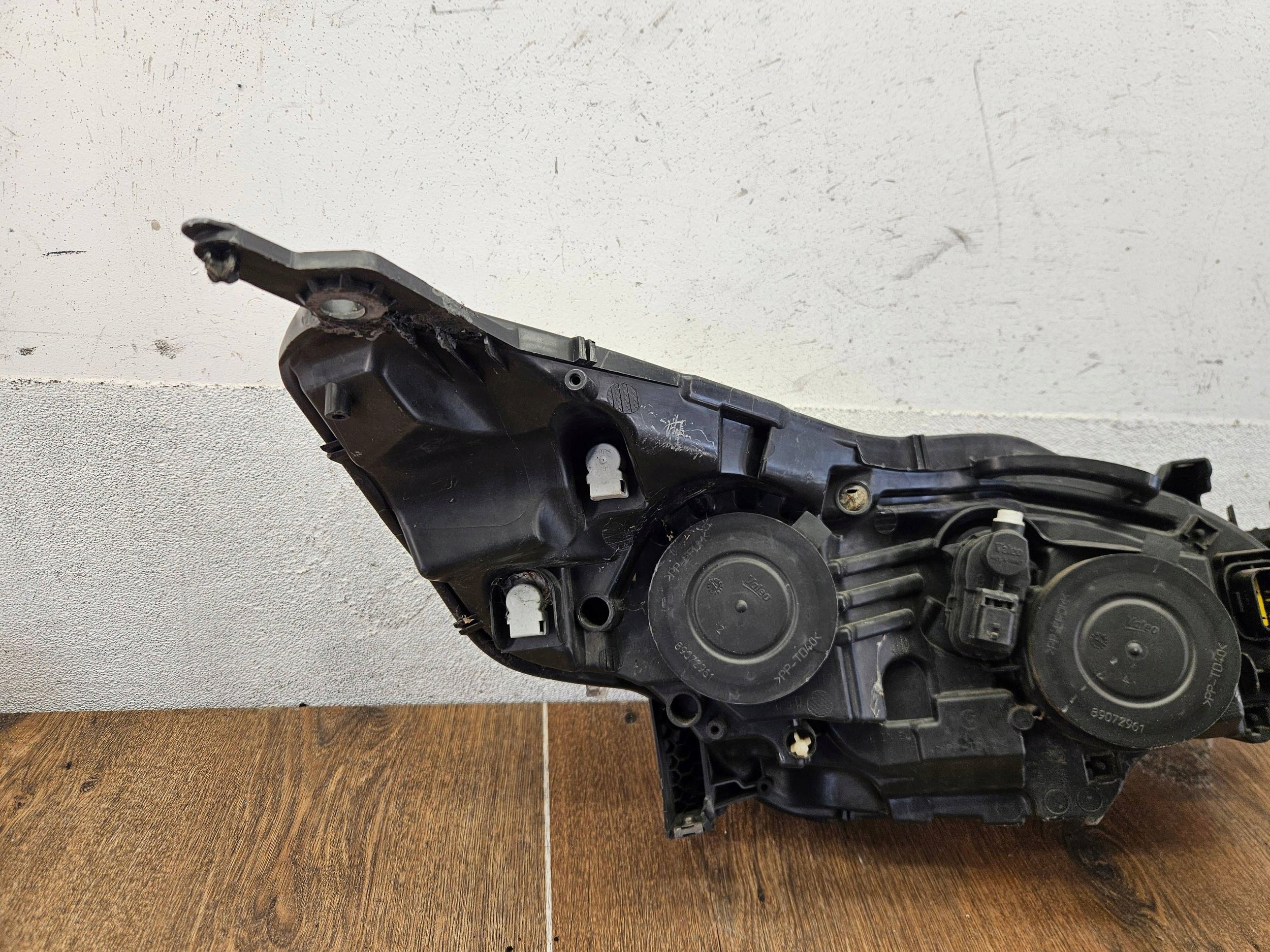 Peugeot 508 9678393180 PREDNÝ LAVY LAVE PREDNE SVETLO