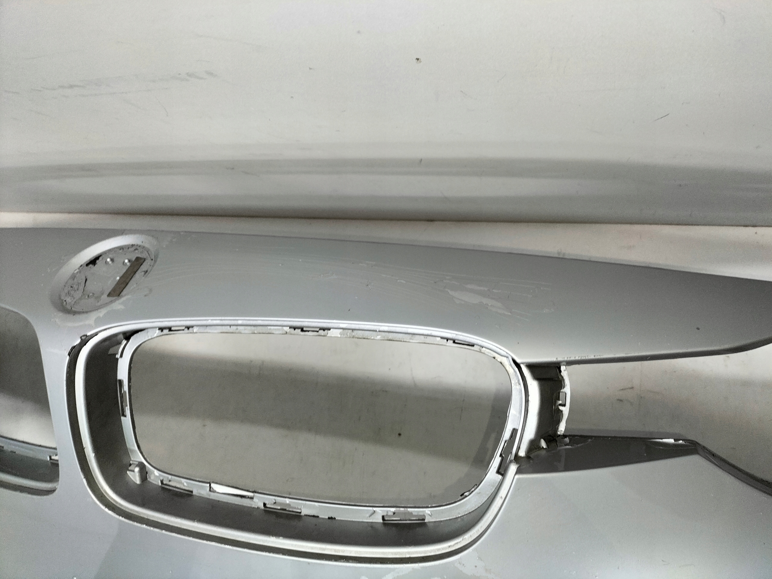 PREDNÝ NÁRAZNÍK BMW 3 F30 12-15