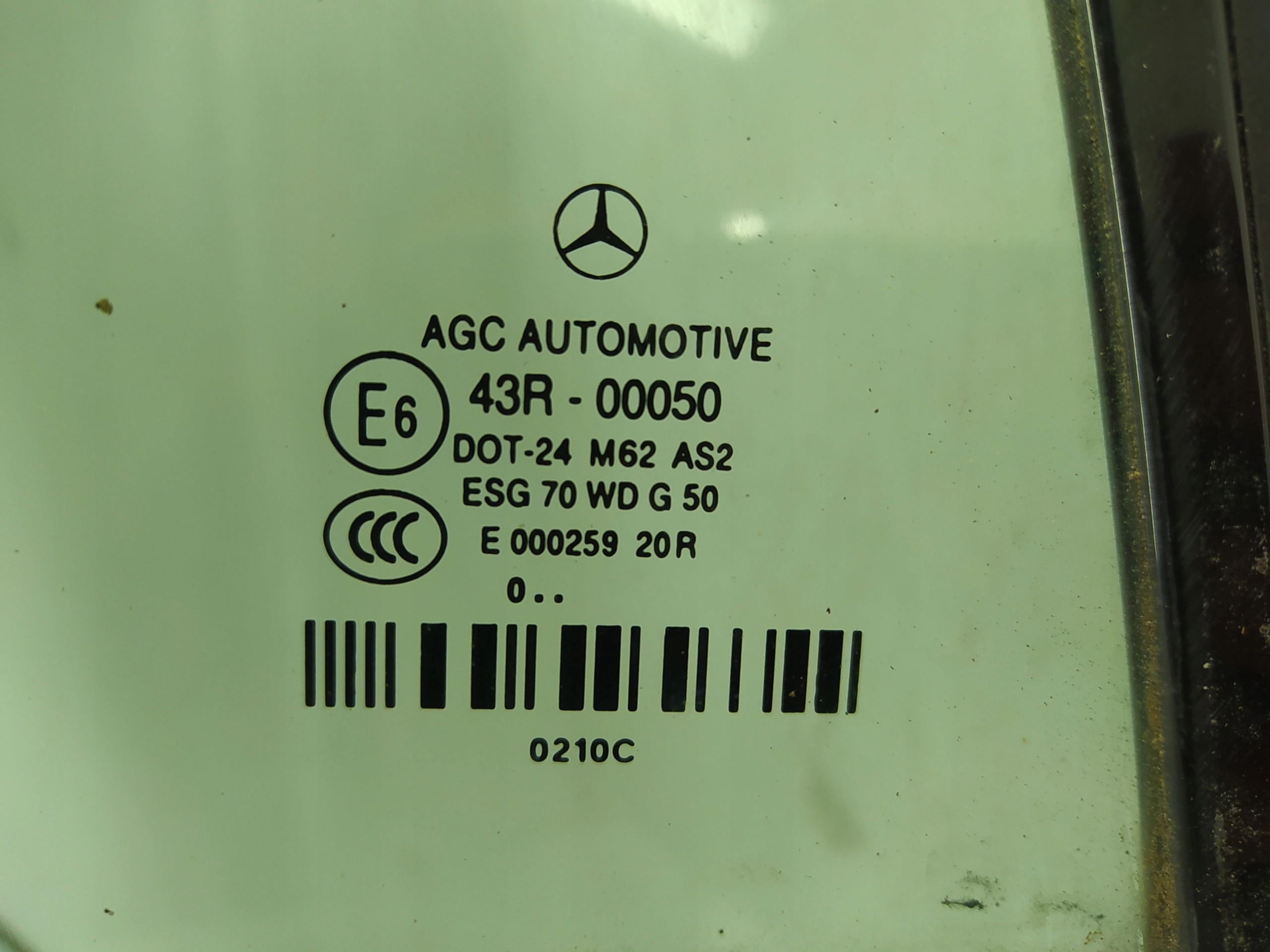 MERCEDES W207 SŤAHOVANIE OKNA PRAVÝCH ZADNÝCH DVERÍ A2076701403