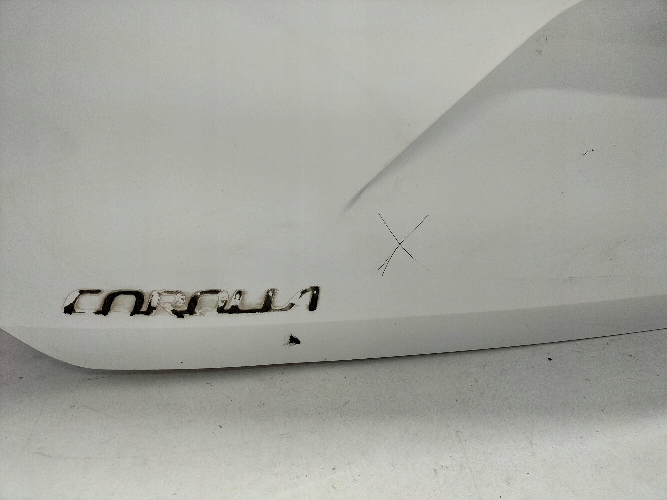 ZADNÁ KAPOTA TOYOTA COROLLA E21 18- KOMBI