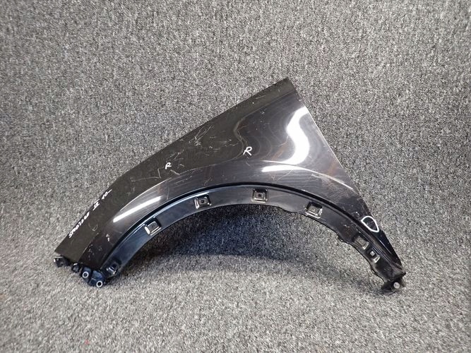 KIA SPORTAGE III 10-15 ĽAVÝ PREDNÝ BLATNÍK