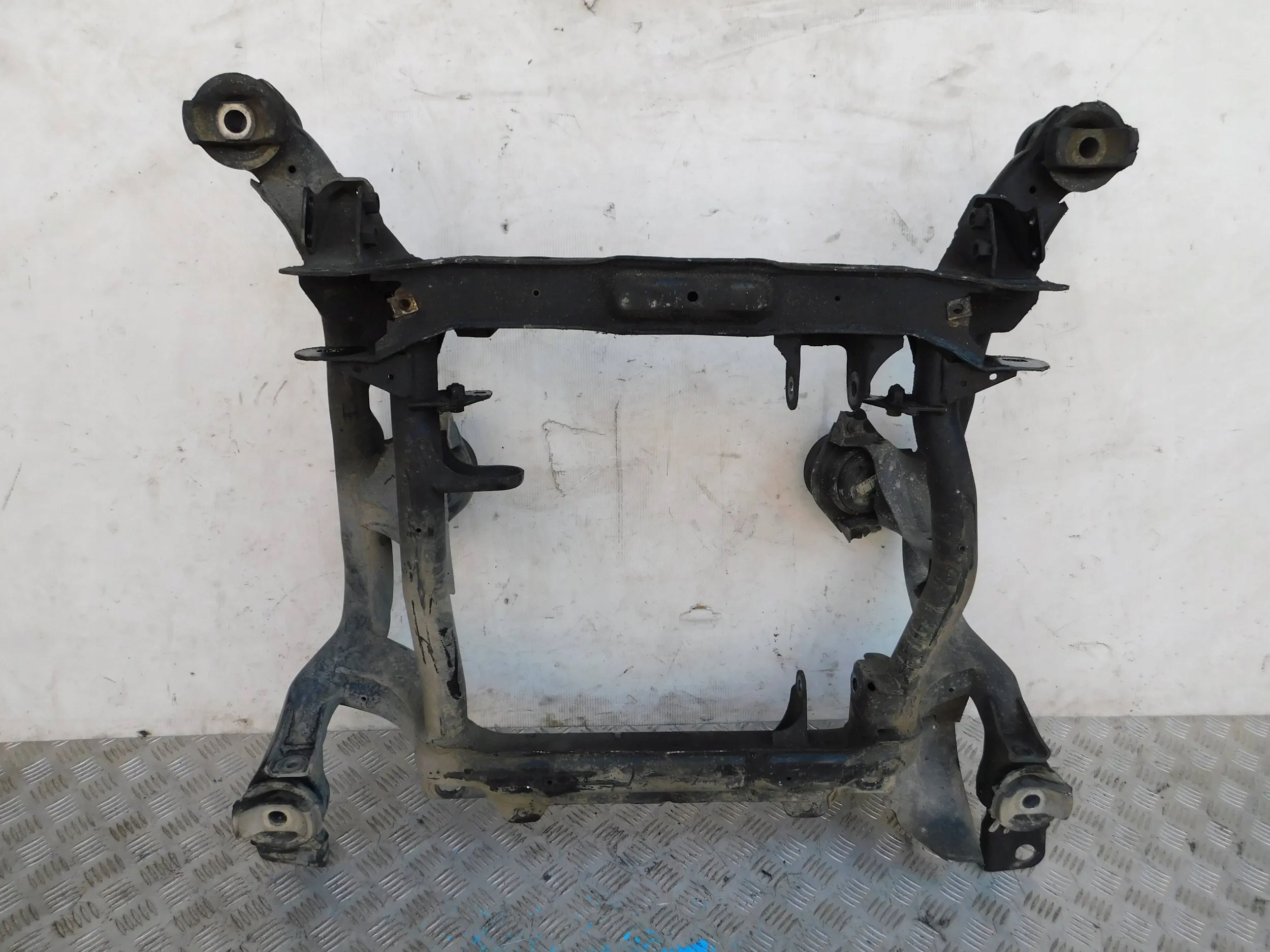 PREDNÁ NÁPRAVA MERCEDES GL W164