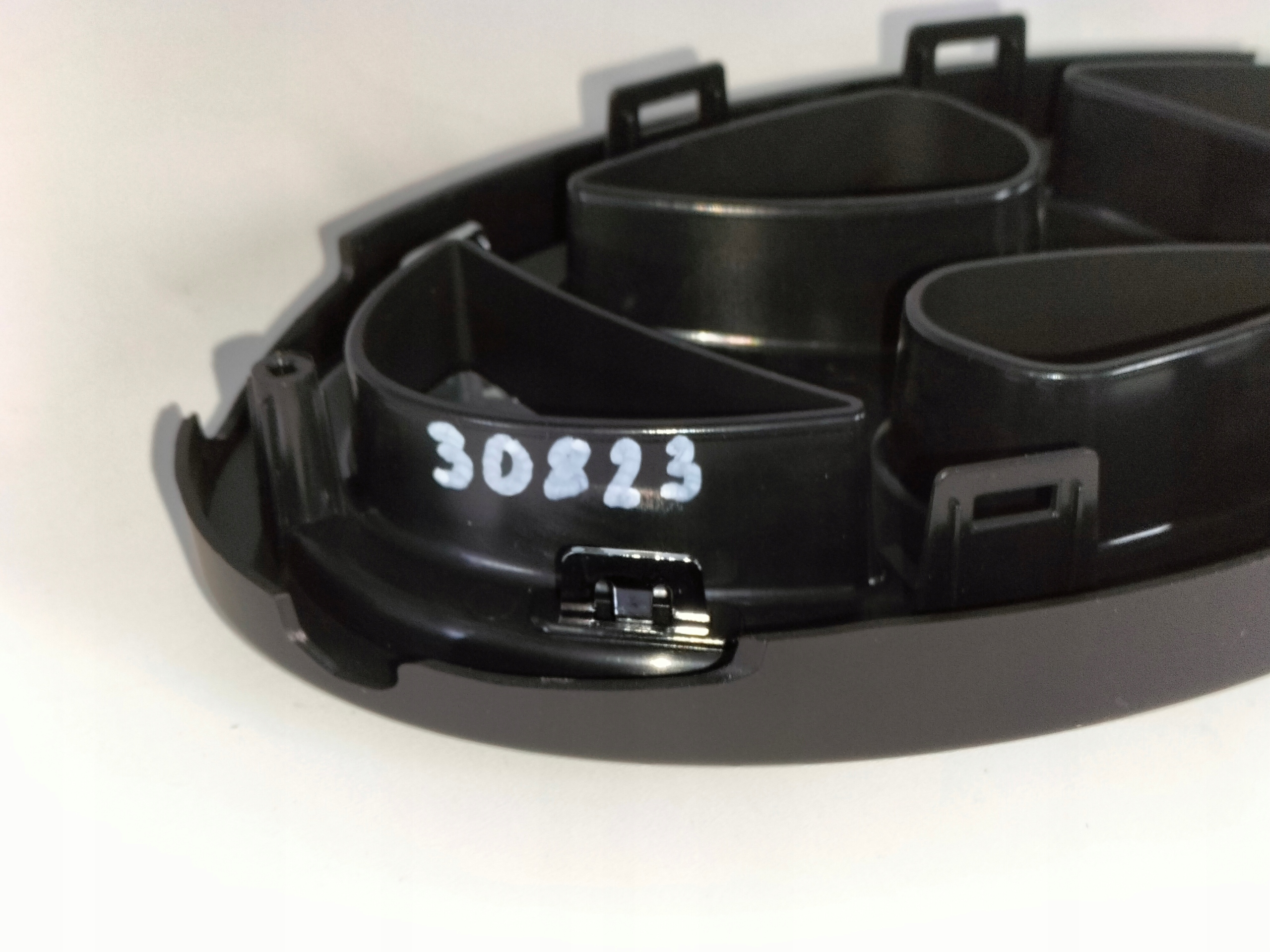 ZNAK EMBLEM PREDNEJ KAPOTY HYUNDAI I30 III LIFT 20-