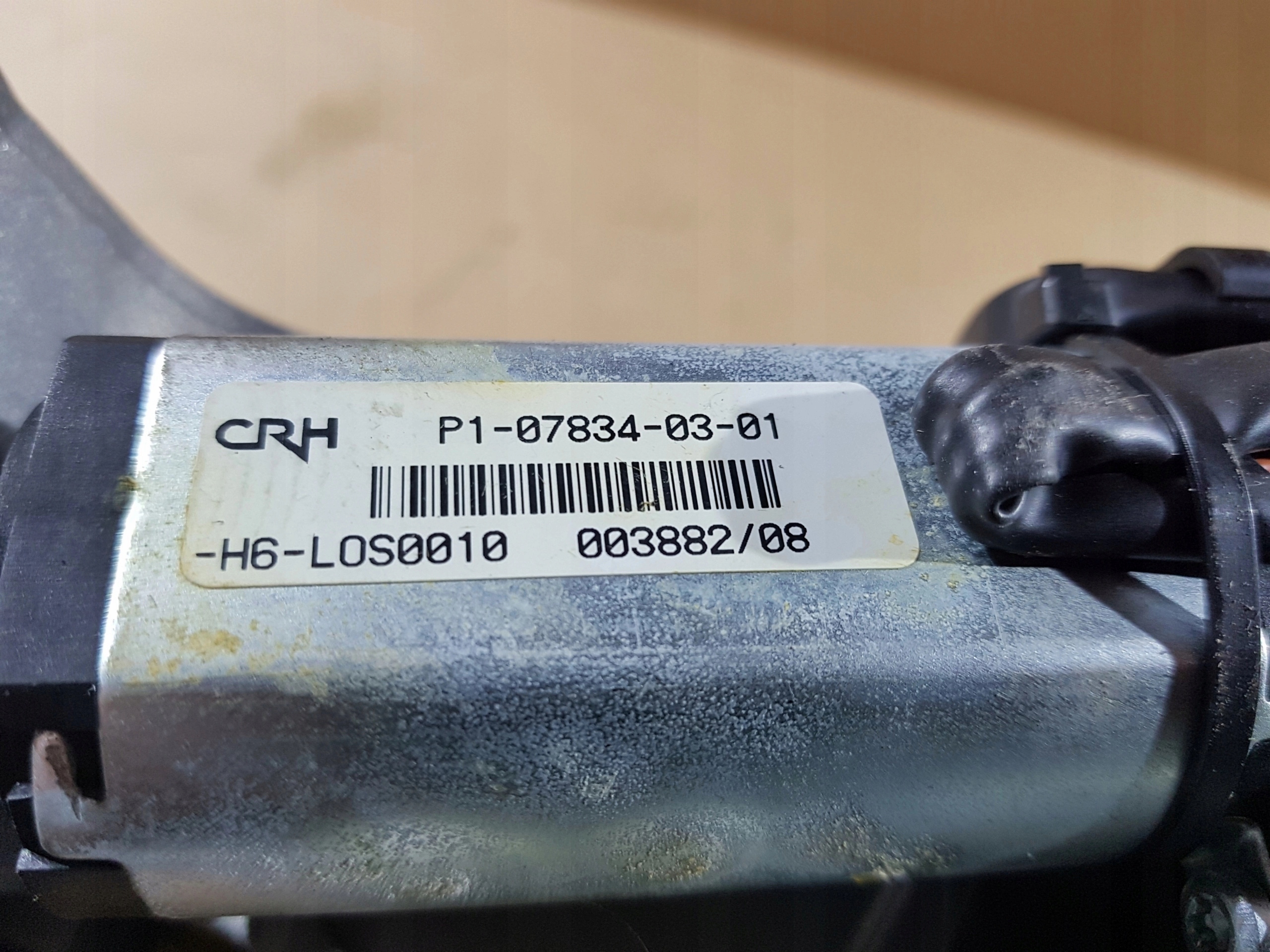 BMW F01 F02 750i 4.4 VOLANTOVÁ TYČ