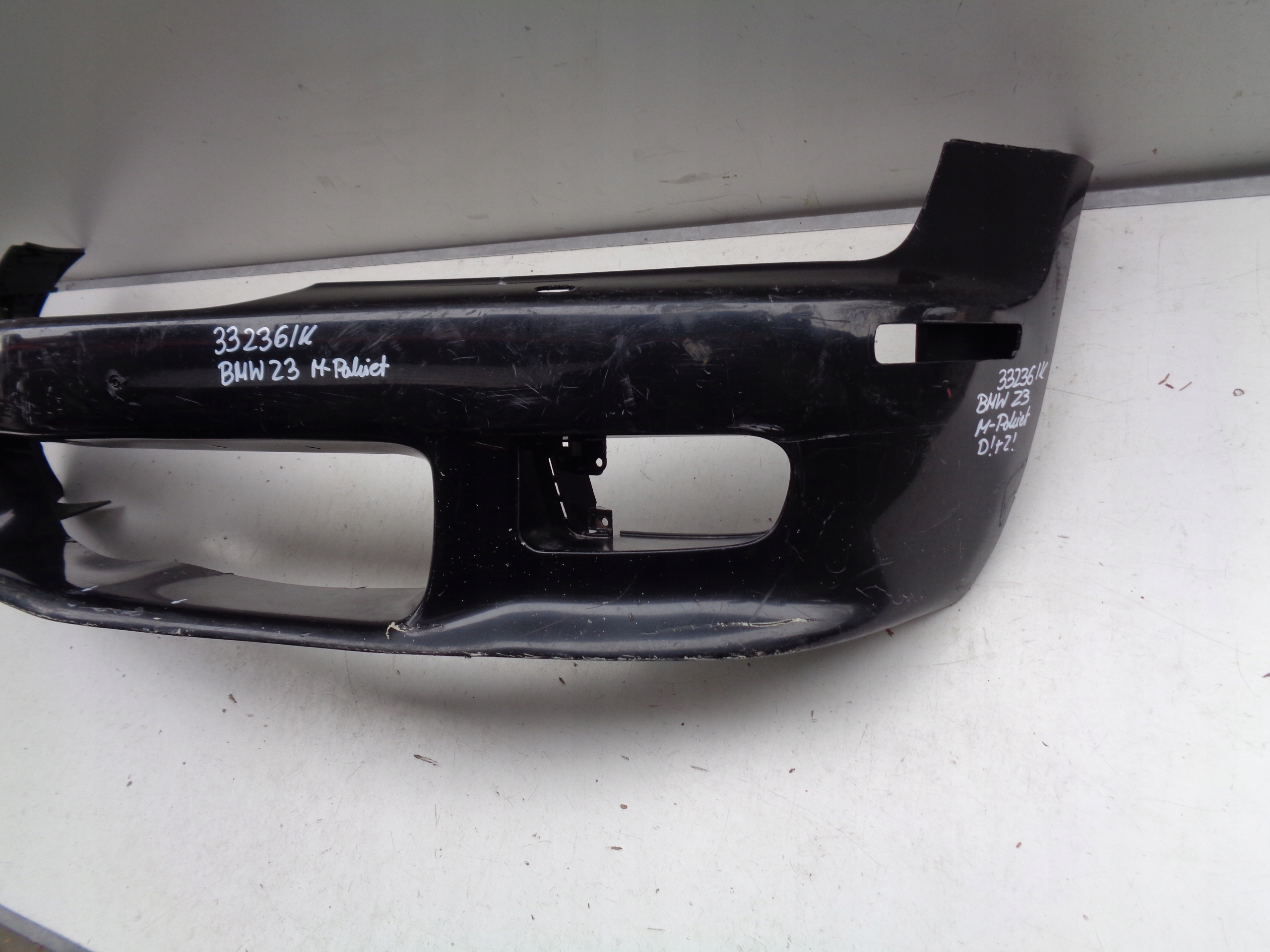 PREDNÝ NÁRAZNÍK BMW Z3 M-PAKET NR 33236