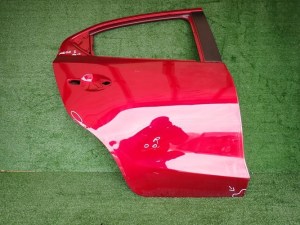 MAZDA 2 14- PRAVE ZADNE DVERE MAZDA 2 14- PRAVE ZADNE DVERE