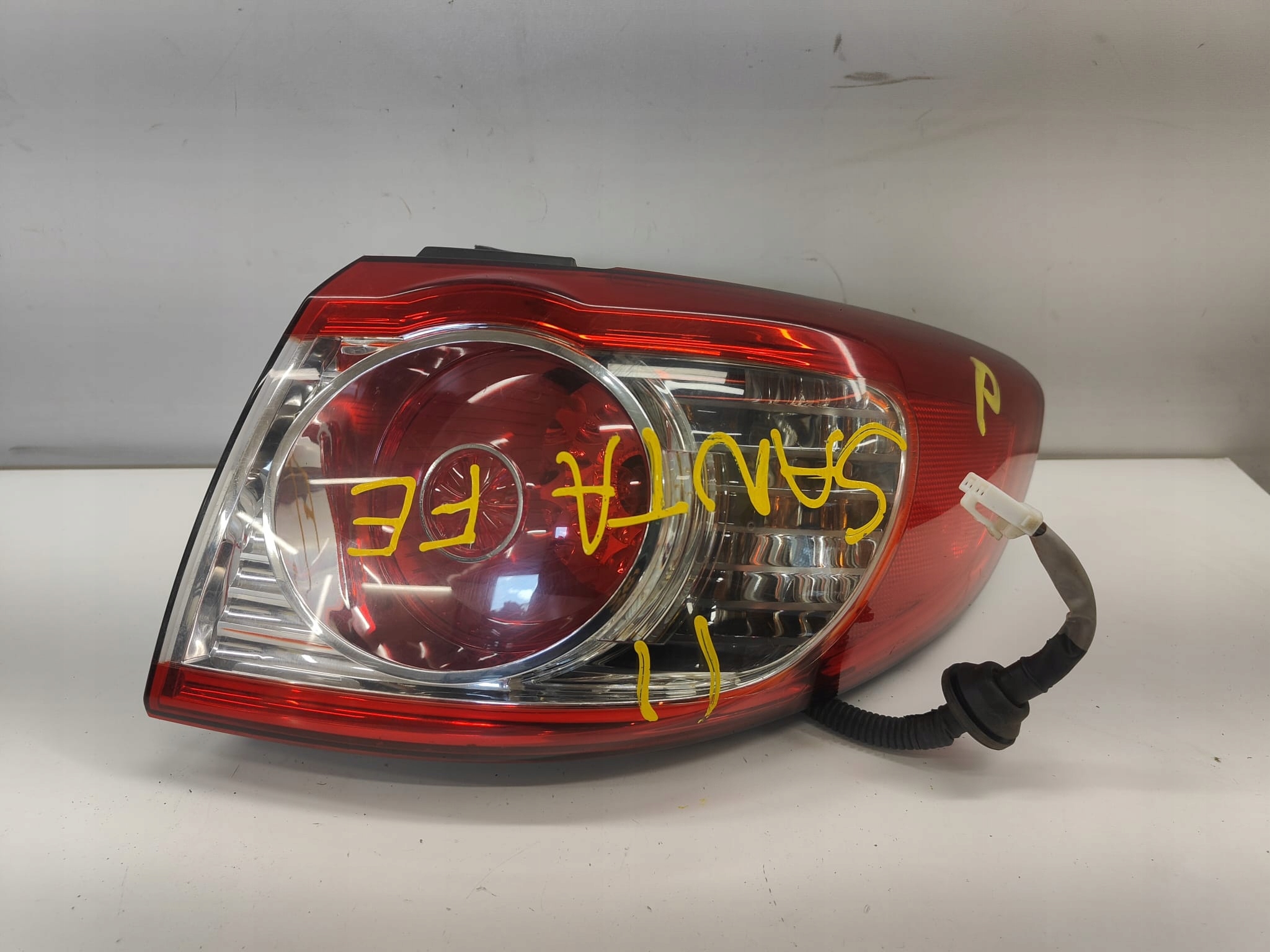Hyundai santa fe II lift 09-12 924022B5 PRAVE ZADNE SVETLO