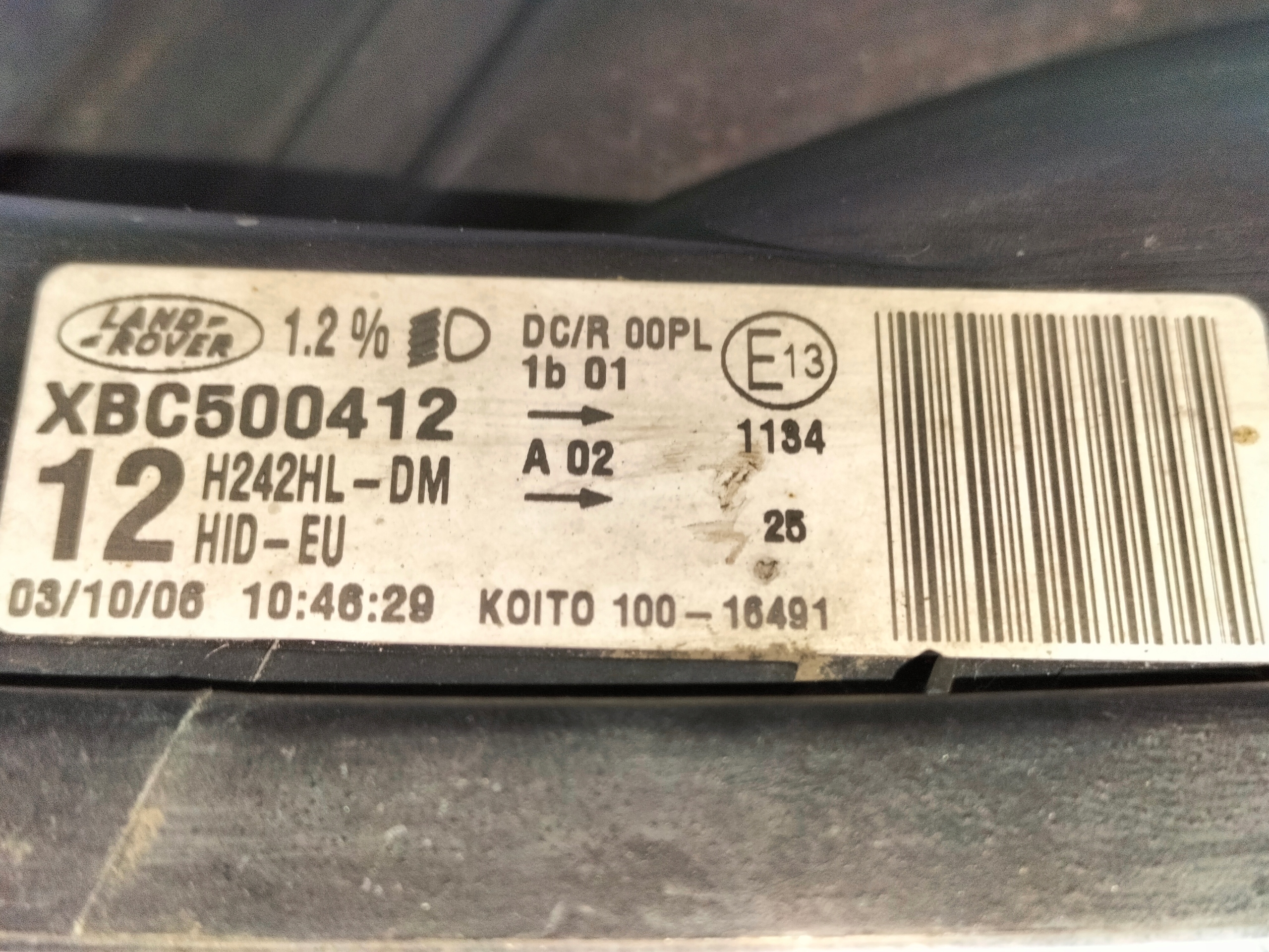 LAVE PREDNE SVETLO LAND ROVER DISCOVERY III 04-09 BI-XENON