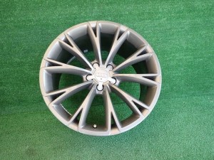 AUDI A8 S8 9Jx19 ET33 5×112 HLINIKOVY DISK ELEKTRON AUDI A8 S8 9Jx19 ET33 5×112 HLINIKOVY DISK ELEKTRON