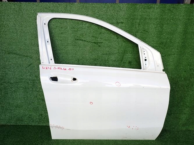 MERCEDES W246 246 B-KLASA 12- PRAVE PREDNE DVERE