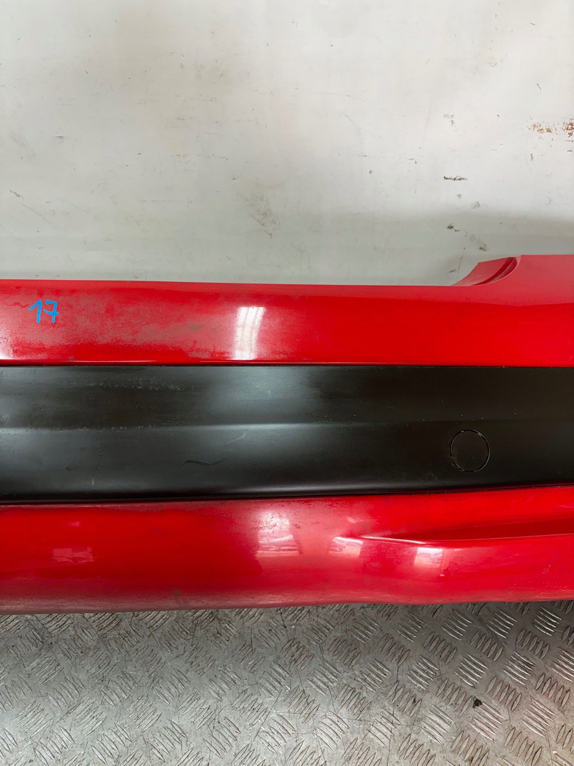 ZADNÝ NÁRAZNÍK PEUGEOT 207 HB