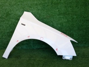 SKODA FABIA III PRAVY PREDNY BLATNIK SKODA FABIA III PRAVY PREDNY BLATNIK