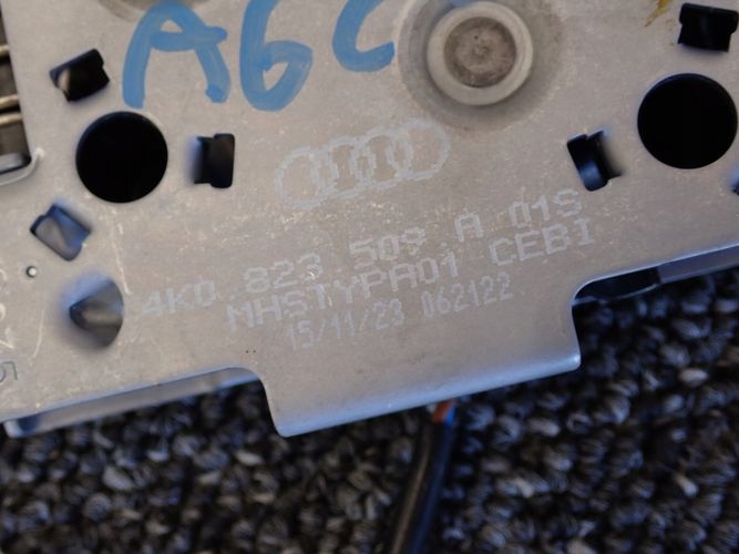 AUDI A6 C8 ZAMOK KAPOTY 4K0823509A
