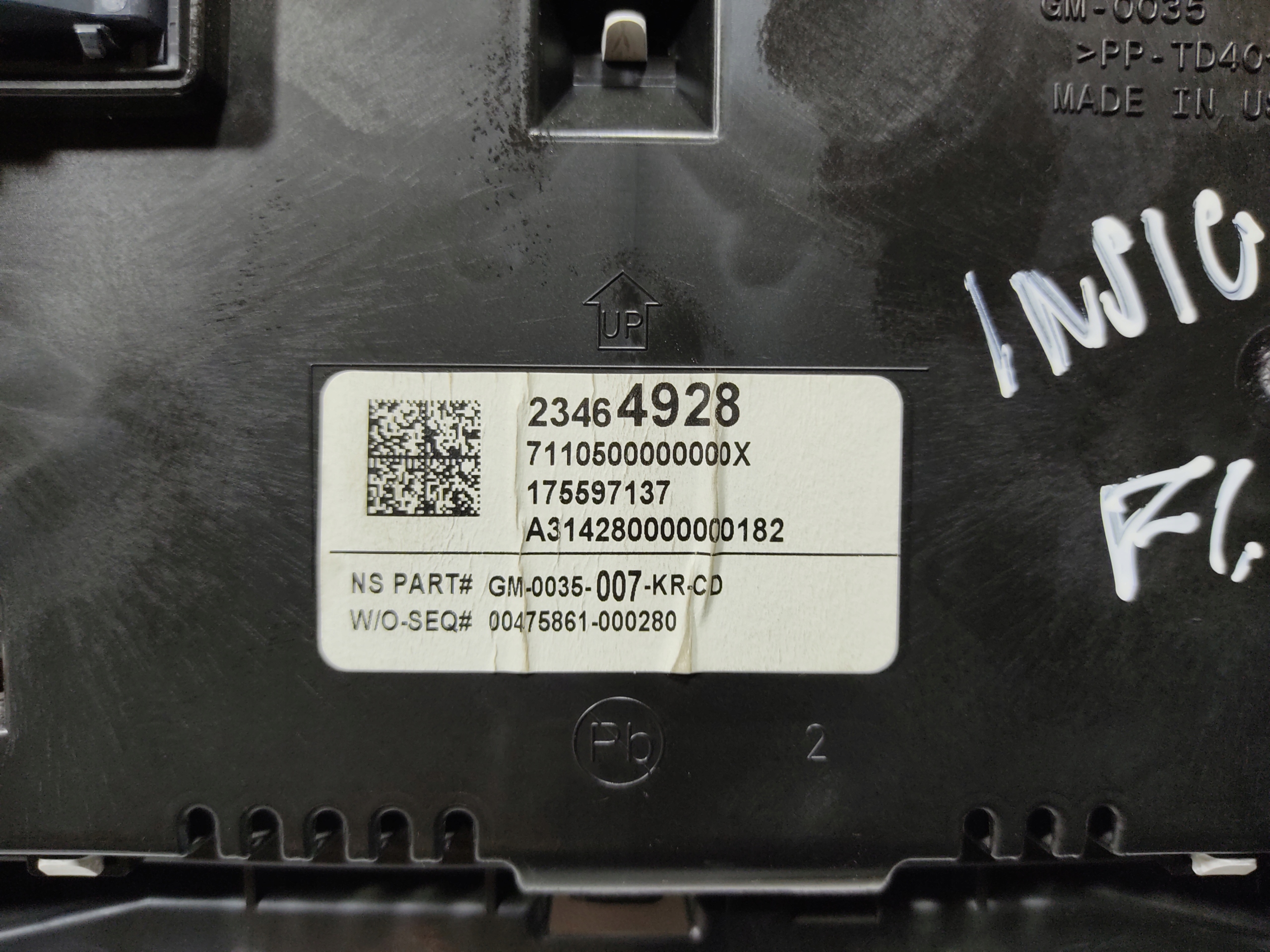 TACHOMETER BUDIKY INSIGNIA A LIFT 23464928 EUROPA 2013-2017