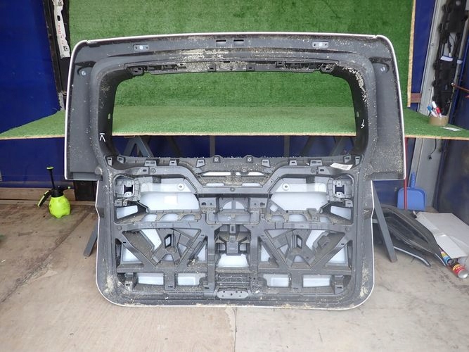 VW ID BUZZ 1T3 ZADNÁ KAPOTA
