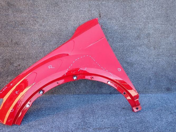 VW T-ROC TROC ĽAVÝ PREDNÝ BLATNÍK