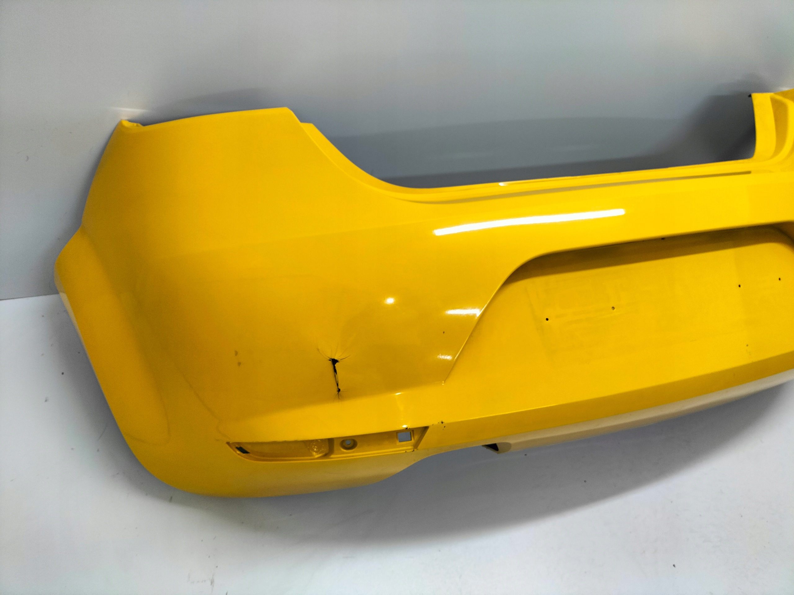 ZADNÝ NÁRAZNÍK SEAT LEON II 05-09