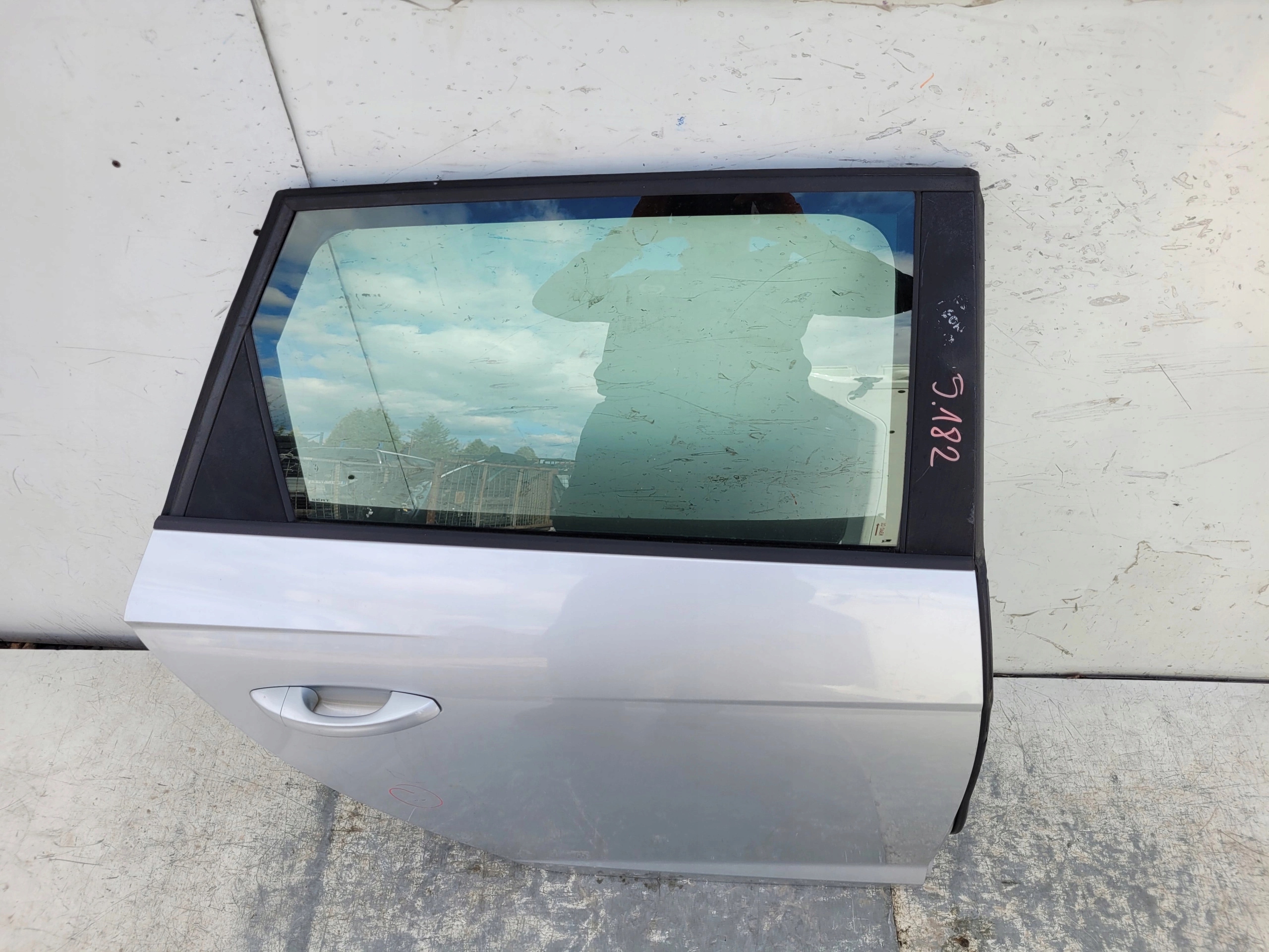 SEAT LEON III 3 KOMBI PRAVE ZADNE DVERE