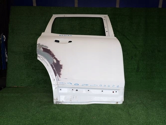 MERCEDES W247 247 GLB PRAVE ZADNE DVERE