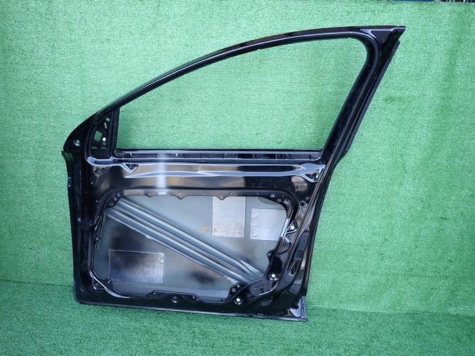 VOLVO XC60 08-17 PRAVE PREDNE DVERE