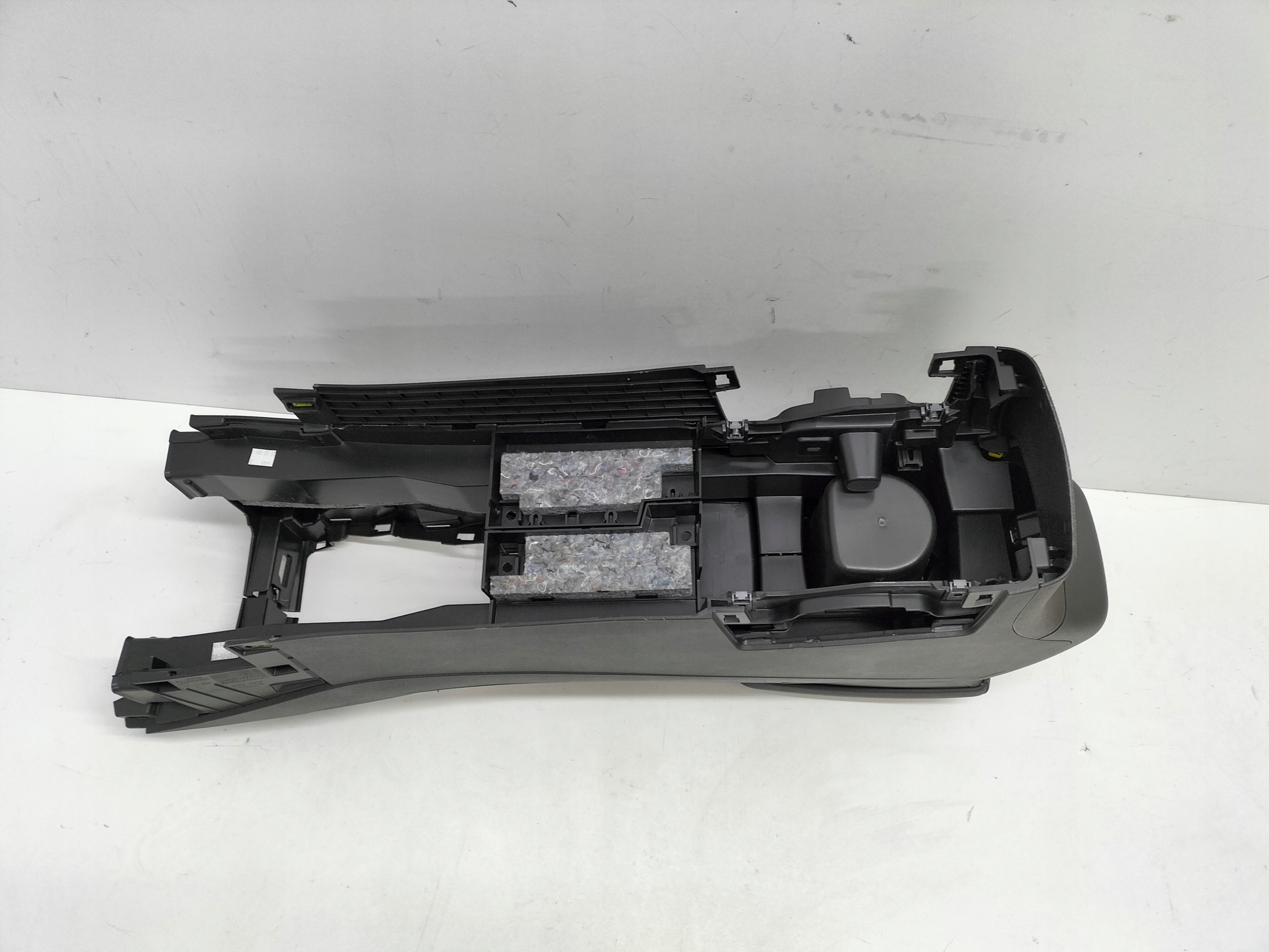 LAKŤOVÁ OPIERKA STREDOVY TUNEL OPEL GRANDLAND X 17-