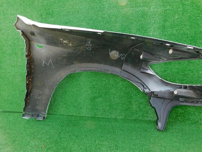 BMW X5 E70 LIFT 10-13 ĽAVÝ PREDNÝ BLATNÍK